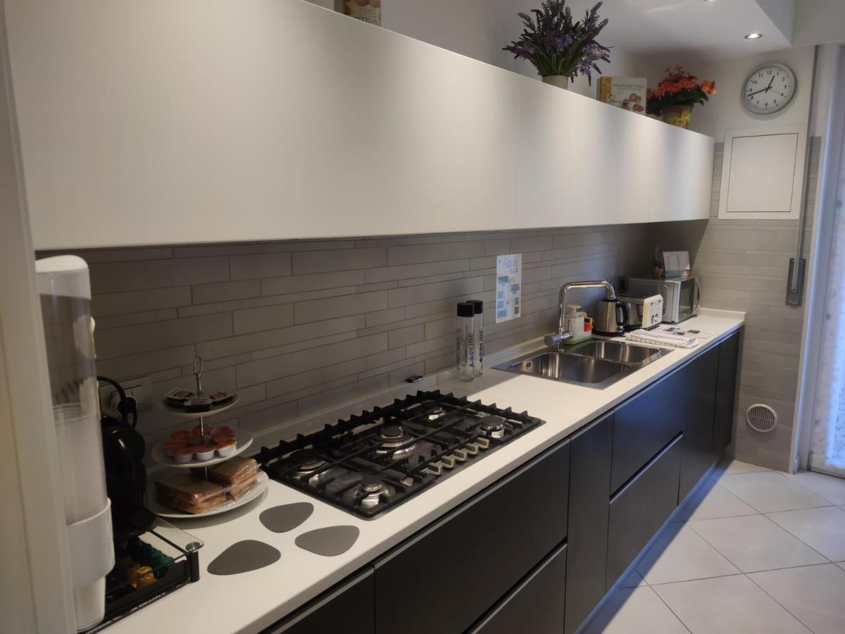 Appartamento Emmerosa, Centro Citta, Parcheggio Verona Buitenkant foto