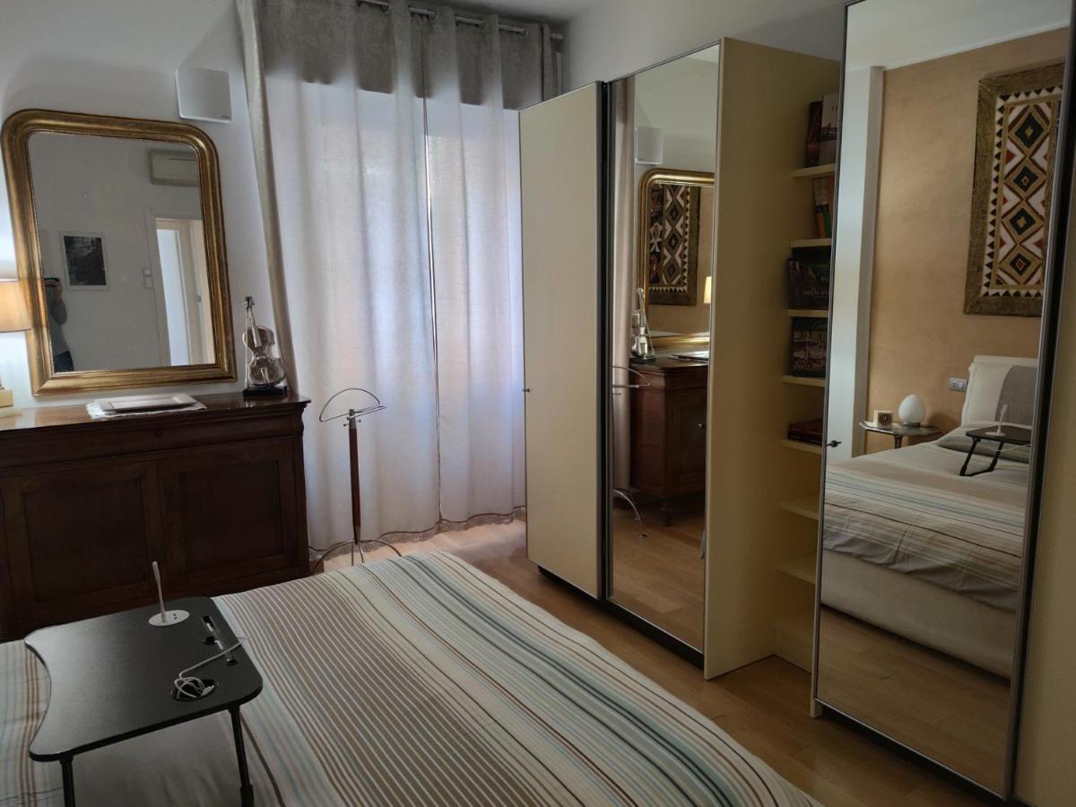 Appartamento Emmerosa, Centro Citta, Parcheggio Verona Buitenkant foto